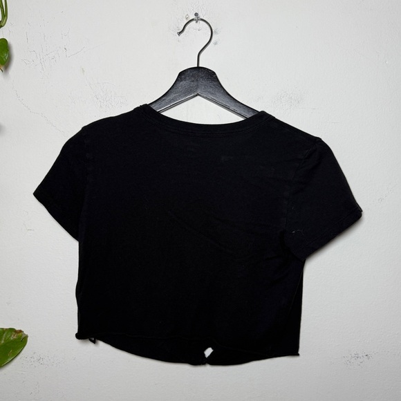 Sunday best Lux Teeny Tiny Tee - Black with Embroidered Heart - - Picture 2 of 7